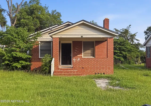 Photo 4 of Single family home for sale at 8030 Hawthorne St, Jacksonville, FL 32208 | MLS# 2158526 | Listing updated on 2026-09-01