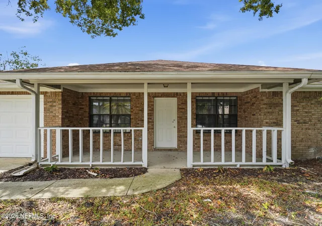2nd image of 10330 Elderberry Dr S, Jacksonville, FL 32257 | MLS# 2158975
