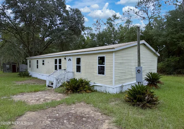 3rd image of 173 Hill Top Loop, Hawthorne, FL 32640 | MLS# 2158394