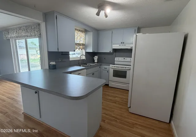 Photo 3 of Single family home for sale at 4019 Huntington Forest Blvd, Jacksonville, FL 32257 | MLS# 2158960 | Listing updated on 2026-10-21