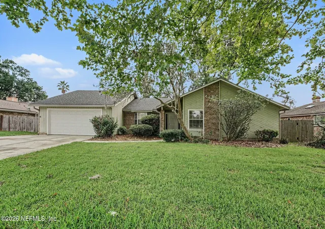 Photo 1 of Sale Pending at 516 Kevin Dr, Orange Park, FL 32073 | MLS# 2158736 | Listing updated on 2026-09-12