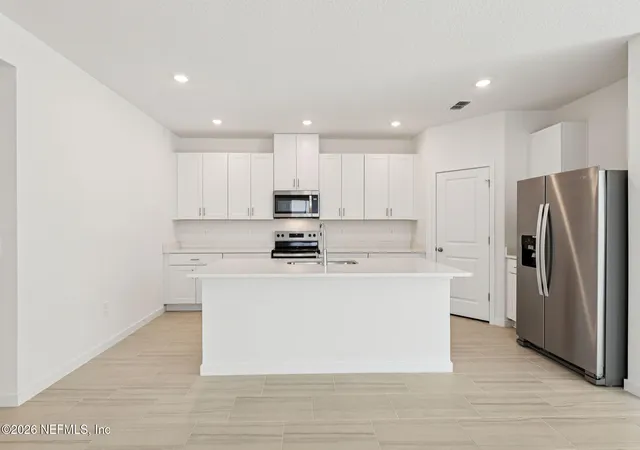 Photo 4 of Sale Pending at 7666 Greatford Way, Jacksonville, FL 32219 | MLS# 2159487 | Listing updated on 2026-09-18