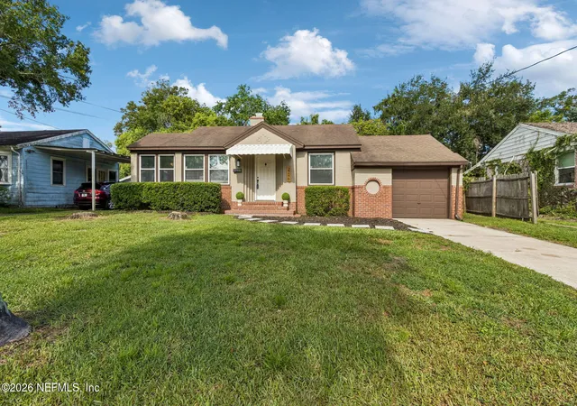 Photo 3 of Single family home for sale at 2246 Redfern Rd, Jacksonville, FL 32207 | MLS# 2158623 | Listing updated on 2026-09-03
