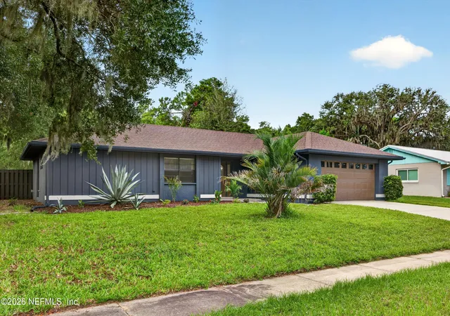 Photo 3 of Single family home for sale at 551 Deltona Blvd, Saint Augustine, FL 32086 | MLS# 2158613 | Listing updated on 2026-09-28
