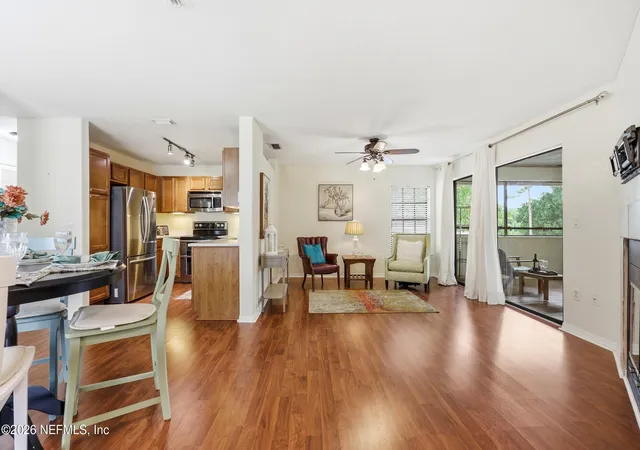 3rd image of 10150 Belle Rive Blvd #802, Jacksonville, FL 32256 | MLS# 2159041