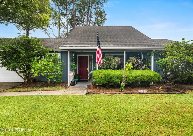 3rd image of 10325 Walnut Bnd N, Jacksonville, FL 32257 | MLS# 2158557