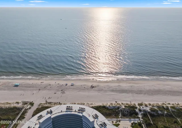 2nd image of 1601 Ocean Dr S, Jacksonville Beach, FL 32250