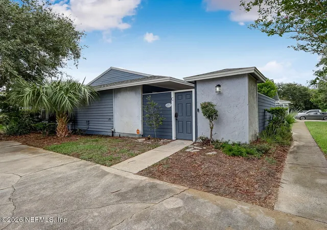 Photo 3 of Townhouse for sale at 27 Fountain Of Youth Blvd #C, Saint Augustine, FL 32080 | MLS# 2159657 | Listing updated on 2026-09-23