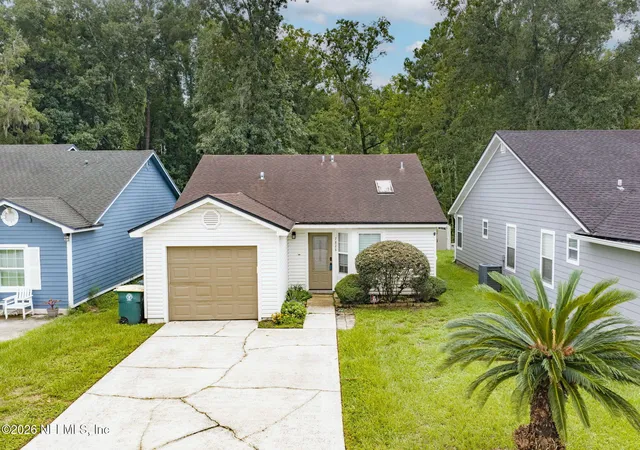 2nd image of 7826 Aquarius Cir S, Jacksonville, FL 32216 | MLS# 2158809