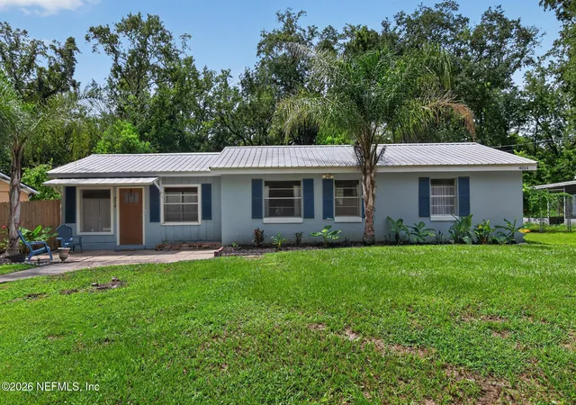 2nd image of 4014 Hunter Cir, Jacksonville, FL 32207 | MLS# 2159255