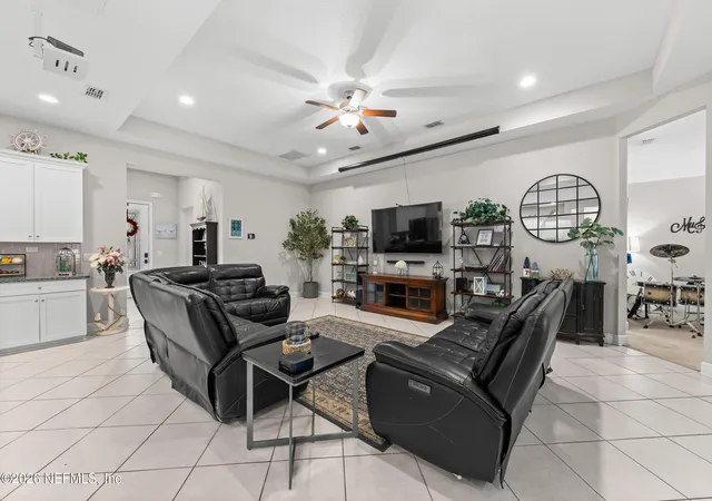 3rd image of 576 Bronson Pkwy, Saint Augustine, FL 32095 | MLS# 2160670