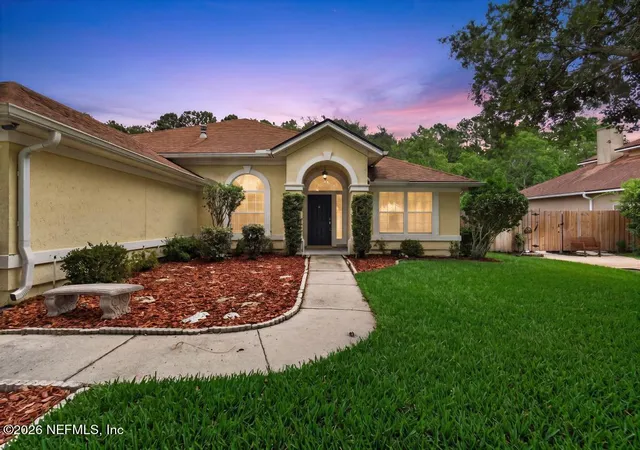 2nd image of 7883 Chase Meadows Dr E, Jacksonville, FL 32256 | MLS# 2158847