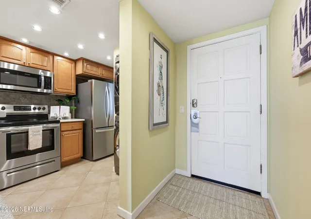 Photo 3 of Sale Pending at 1657 Sea Dunes Pl, Fernandina Beach, FL 32034 | MLS# 2158716 | Listing updated on 2026-09-08