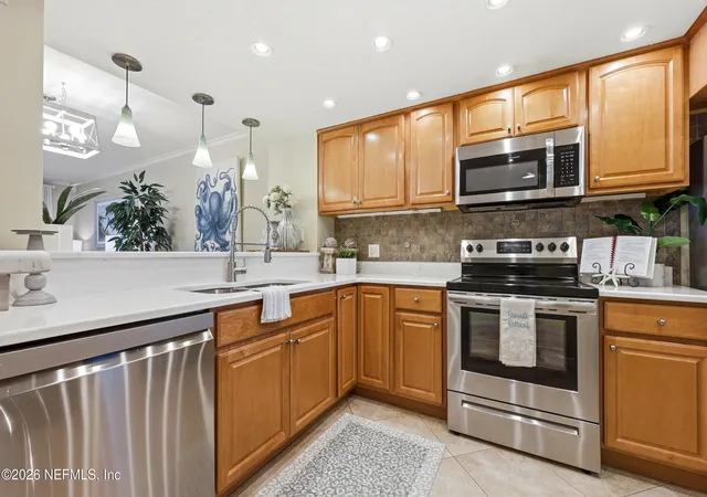 Listing Photo 5 - Condo for sale in building located at 1657 Sea Dunes Pl, Fernandina Beach, FL 32034