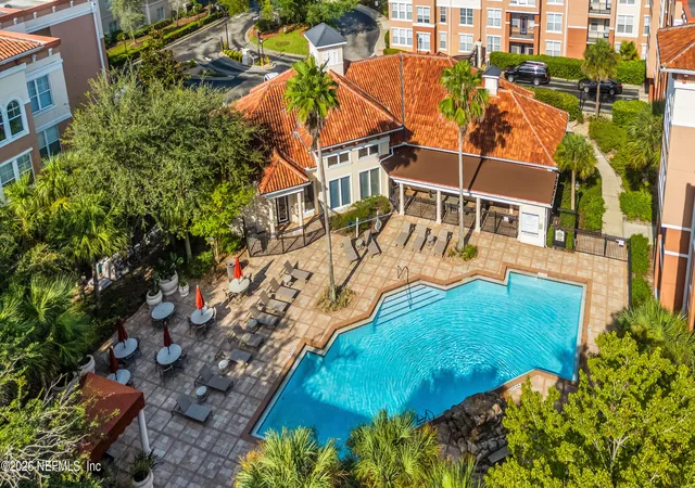 2nd image of 10435 Midtown Pkwy, Jacksonville, FL 32246
