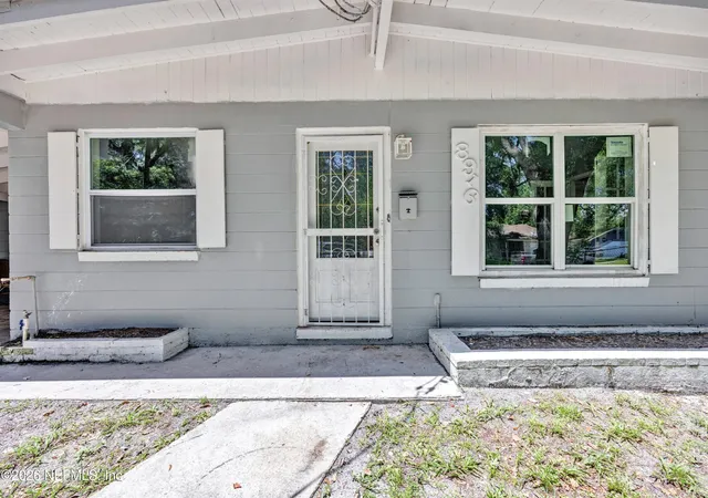 2nd image of 8916 Yeoman Dr, Jacksonville, FL 32208 | MLS# 2158701