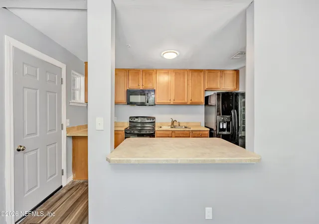 5th image of 8916 Yeoman Dr, Jacksonville, FL 32208 | MLS# 2158701