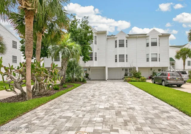 image of 3331 Lighthouse Point Ln, Jacksonville Beach, FL 32250 | MLS# 2158747