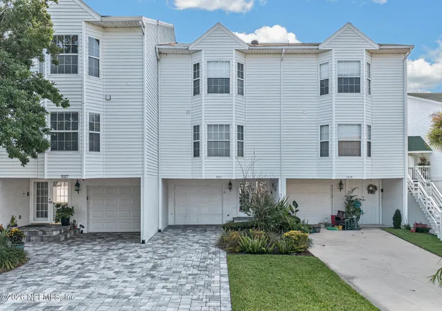 image of 3331 Lighthouse Point Ln, Jacksonville Beach, FL 32250 | MLS# 2158747
