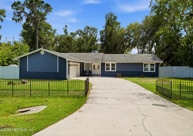 Photo 1 of Single family home for sale at 2980 Oak Rd, Orange Park, FL 32065 | MLS# 2159072 | Listing updated on 2026-08-20