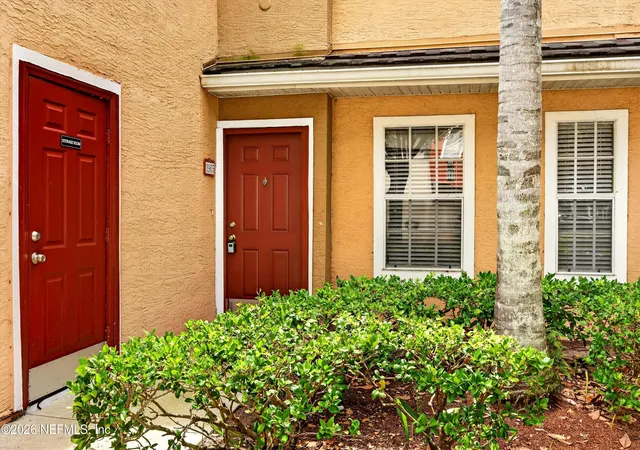 2nd image of 10075 Gate Pkwy N #1905, Jacksonville, FL 32246 | MLS# 2159254