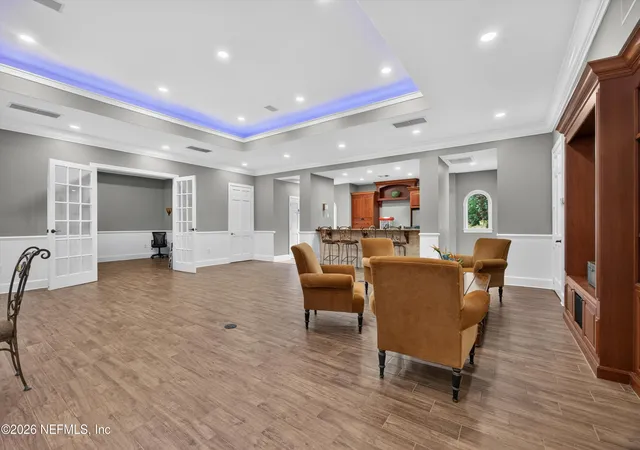2nd image of 10075 Gate Pkwy N, Jacksonville, FL 32246