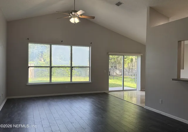 Photo 3 of Sale Pending at 1884 Lake Forest Ln, Fleming Island, FL 32003 | MLS# 2158801 | Listing updated on 2026-09-05