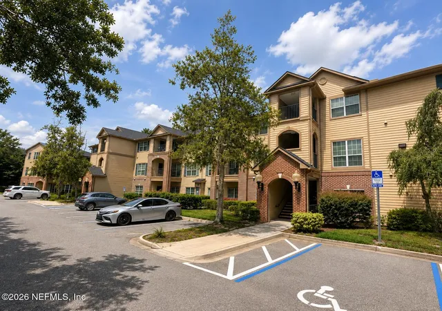 2nd image of 7800 Point Meadows Dr #731, Jacksonville, FL 32256 | MLS# 2158920
