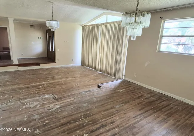 4th image of 6046 Kinnon Dr, Jacksonville, FL 32209 | MLS# 2159305