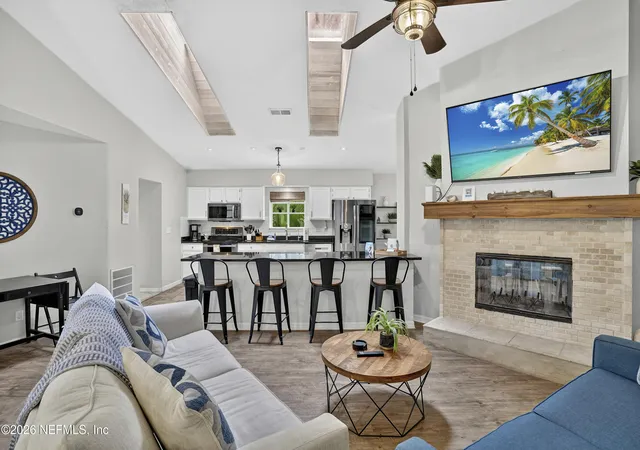 Photo 3 of Single family home for sale at 212 Herada St, Saint Augustine, FL 32080 | MLS# 2159104 | Listing updated on 2026-08-17