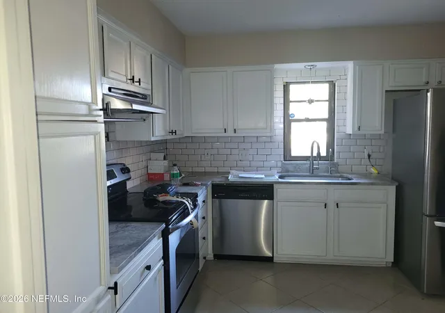 3rd image of 7647 Las Palmas Wy #224, Jacksonville, FL 32256 | MLS# 2158859