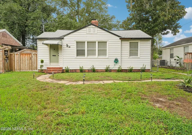 Photo 1 of Single family home for sale at 1632 Charon Rd, Jacksonville, FL 32205 | MLS# 2158974 | Listing updated on 2026-09-16