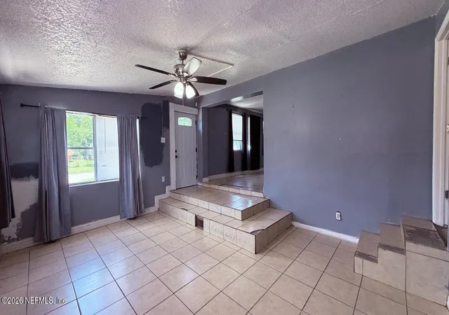 5th image of 4870 Ortega Hills Dr, Jacksonville, FL 32244 | MLS# 2160027