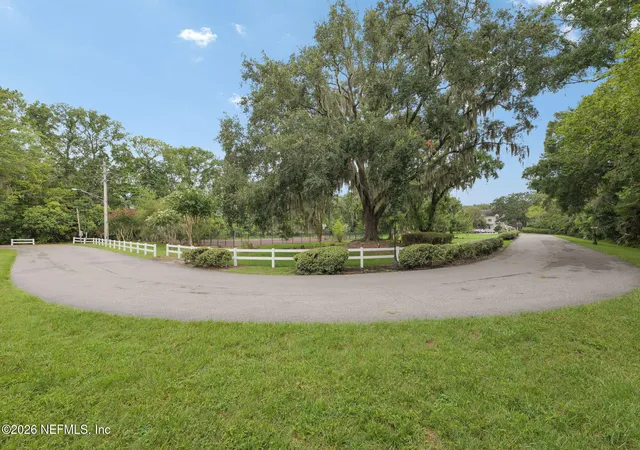 28th image of 4306 Plaza Gate Ln S #201, Jacksonville, FL 32217 | MLS# 2158942