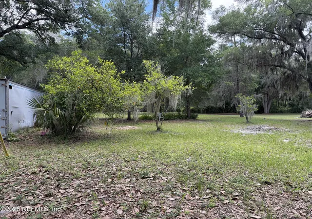 Photo 3 of Manufactured home for sale at 1886 County Rd 308, Crescent City, FL 32112 | MLS# 2158916 | Listing updated on 2026-09-10