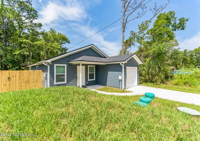 1st image of 908 W 9th St, Saint Augustine, FL 32084 | MLS# 2158925