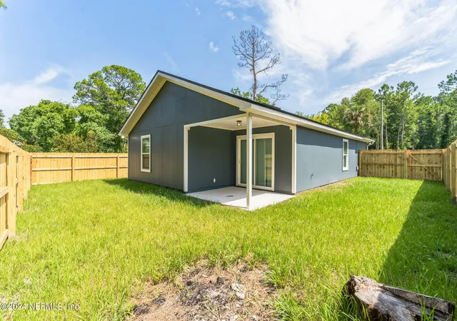 Photo 3 of Single family home for sale at 908 W 9th Street, Saint Augustine, FL 32084 | MLS# 2158925 | Listing updated on 2026-09-09