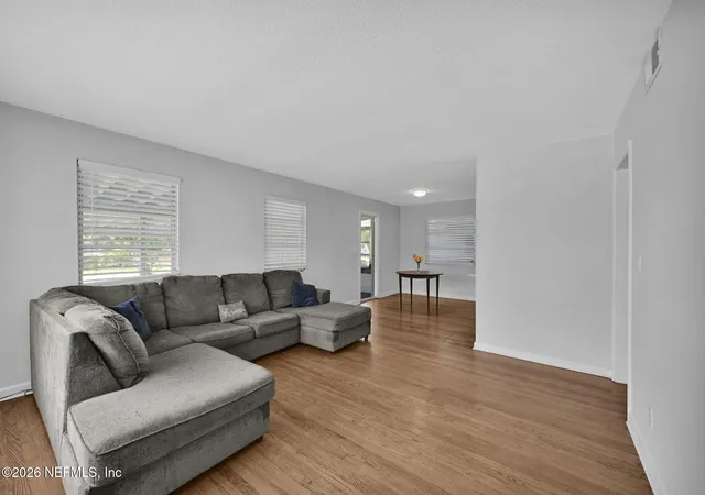 5th image of 3903 Via De La Reina, Jacksonville, FL 32217 | MLS# 2159727