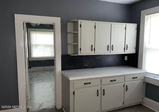 Listing Photo 4 - Condo for sale in building located at 209 W 23rd St, Jacksonville, FL 32206