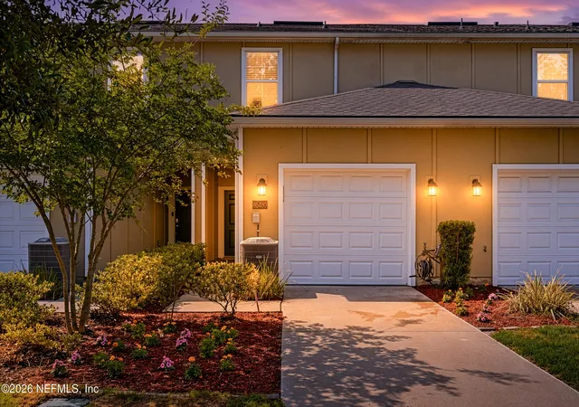 Photo 2 of Townhouse for sale at 86480 Shortline Cir, Yulee, FL 32097 | MLS# 2159108 | Listing updated on 2026-08-31
