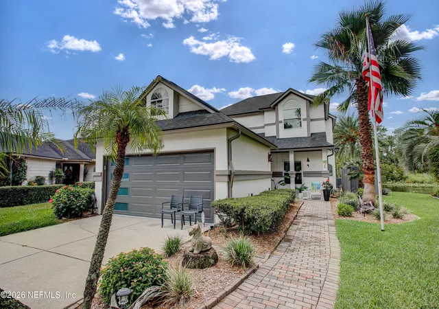 Photo 3 of Single family home for sale at 10500 Diamond Oak Ct, Jacksonville, FL 32246 | MLS# 2158991 | Listing updated on 2026-08-10