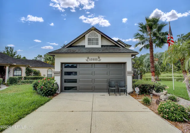Photo 3 of Single family home for sale at 10500 Diamond Oak Ct, Jacksonville, FL 32246 | MLS# 2158991 | Listing updated on 2026-08-10