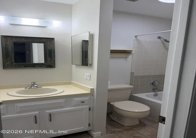 7th image of 1515 Nw 29th Rd #D6, Gainesville, FL 32605 | MLS# 2159006
