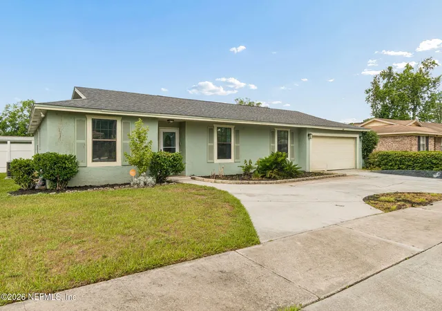 Photo 3 of Sale Pending at 1066 Montego Bay Dr S, Jacksonville, FL 32218 | MLS# 2159369 | Listing updated on 2026-09-06