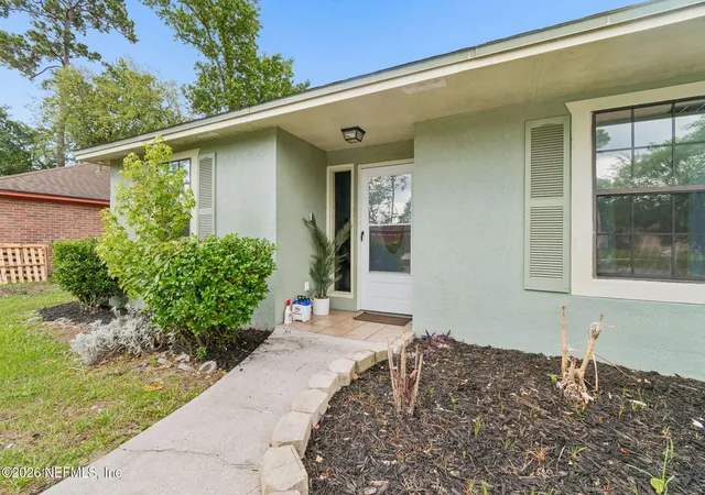 Photo 4 of Sale Pending at 1066 Montego Bay Dr S, Jacksonville, FL 32218 | MLS# 2159369 | Listing updated on 2026-09-06