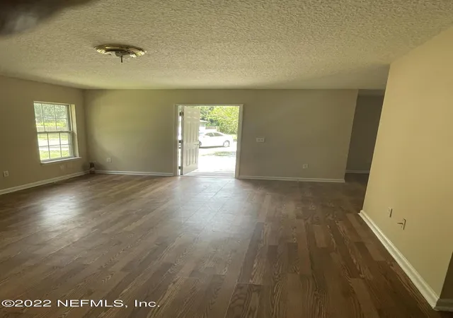3rd image of 3806 Perry St, Jacksonville, FL 32206 | MLS# 2159100