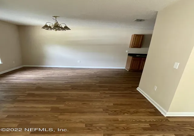 4th image of 3806 Perry St, Jacksonville, FL 32206 | MLS# 2159100