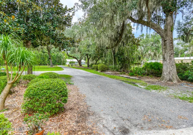Photo 5 of Sale Pending at 110 Cedar Crk Rd, Palatka, FL 32177 | MLS# 2159148 | Listing updated on 2026-08-11