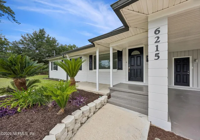 2nd image of 6215 Randia Dr, Jacksonville, FL 32210 | MLS# 2159187