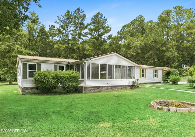 Manufactured home for sale at 19801 Nolan Jones Rd, Hilliard, FL 32046 | MLS# 2159328